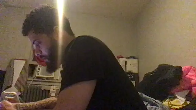 Snapshot of mondo29 chatting on February 12, 12:37 am mondo29 online show from February 12, 12:37 am