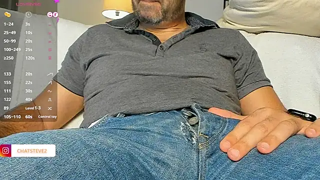 Snapshot of _MrPrecum_ chatting on February 7, 4:27 am  MrPrecum  online show from February 7, 4:27 am