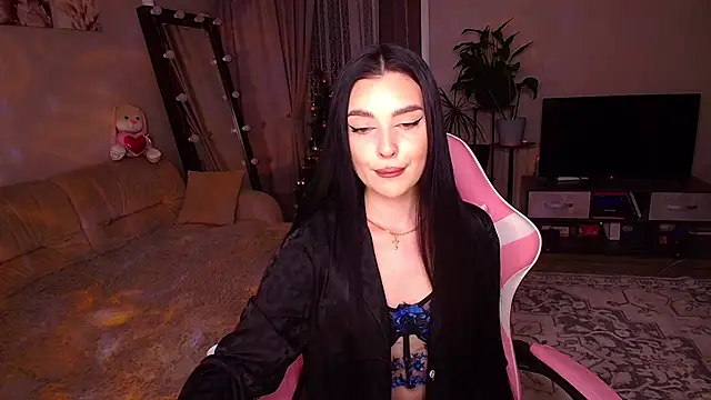   Malika   online show from January 10, 2:30 pm