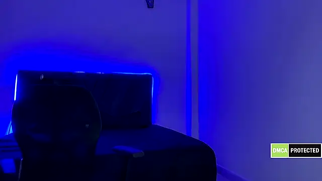 Hottie ishuu online show from November 22, 6:18 pm