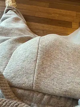 rikyvv online show from April 7, 10:05 am