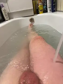 Snapshot of David19932908 chatting on October 8, 3:53 pm David19932908 online show from October 8, 3:53 pm