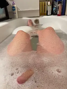 Snapshot of David19932908 chatting on November 11, 6:08 pm David19932908 online show from November 11, 6:08 pm