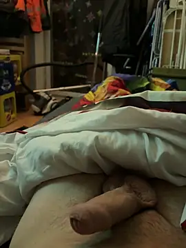 Snapshot of David19932908 chatting on November 22, 8:30 pm David19932908 online show from November 22, 8:30 pm