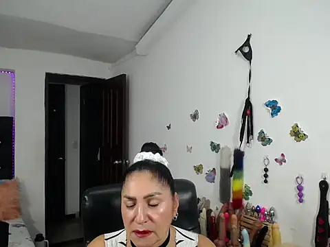 mature bigboobs10 online show from March 12, 3:45 am