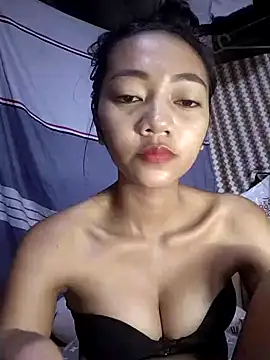 Snapshot of _slimangel4u chatting on December 4, 5:22 pm slimangel4u online show from December 4, 5:22 pm