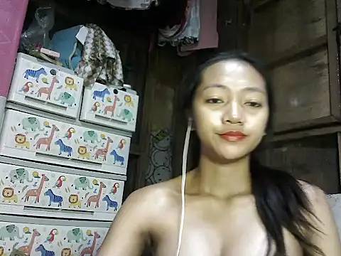 Snapshot of _slimangel4u chatting on February 9, 11:58 am slimangel4u online show from February 9, 11:58 am