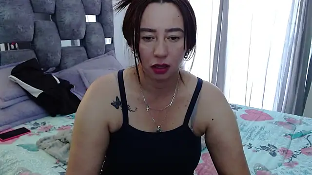 sara hott 1 online show from November 25, 1:55 pm