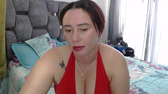sara hott 1 online show from March 28, 7:46 pm