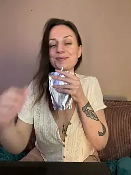 hades4ness online show from February 8, 10:18 am