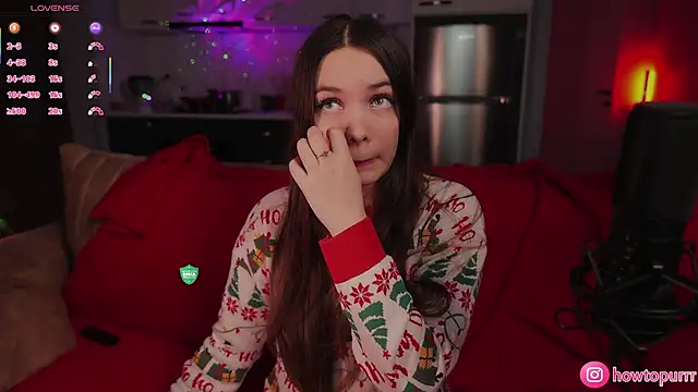 How2Meow online show from January 5, 5:27 pm