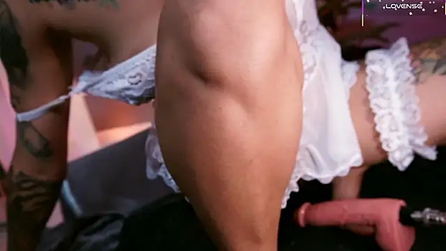 Snapshot of kitty_pruu chatting on March 22, 1:22 am kitty pruu online show from March 22, 1:22 am