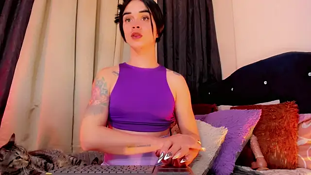lesly xx online show from July 5, 3:34 am
