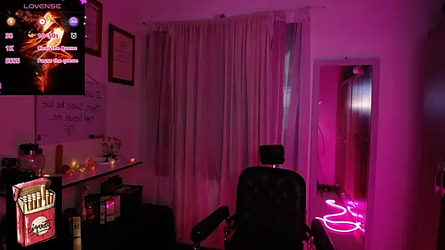 Misslana wn1 online show from October 17, 4:37 am