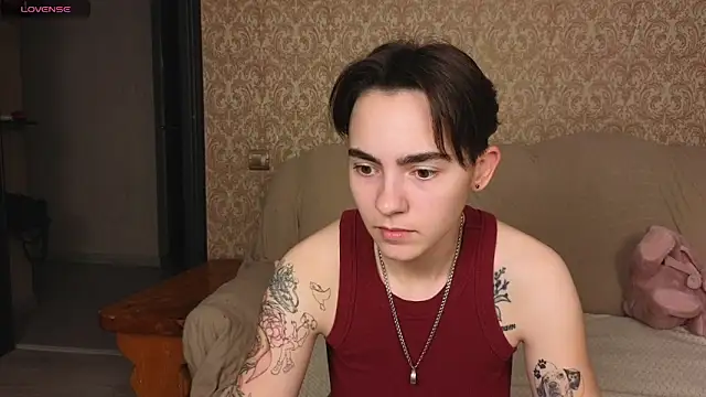 twobabesweet online show from June 12, 3:49 am