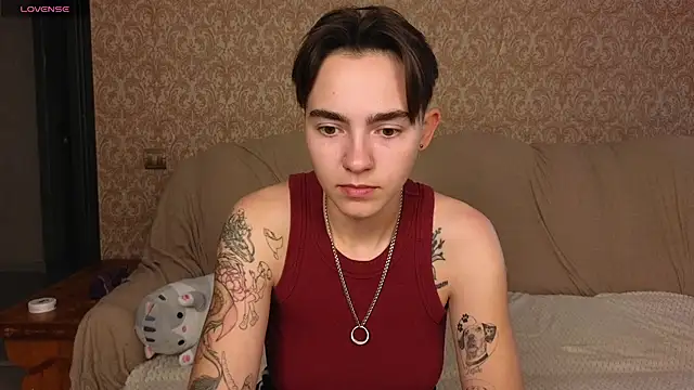 twobabesweet online show from July 10, 7:45 am