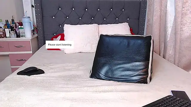 CanndyBrunett online show from February 14, 8:38 pm