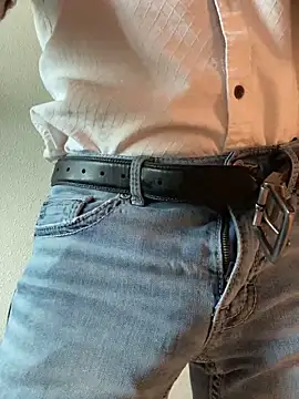 Stratus3031 online show from December 12, 7:59 pm