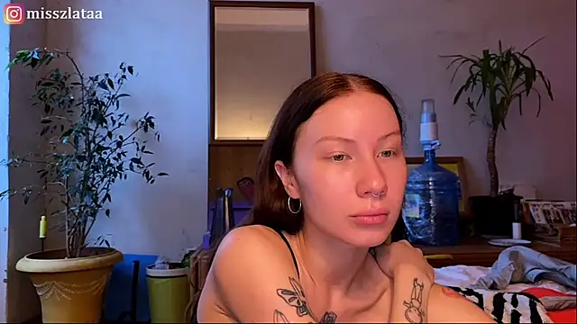 Snapshot of elfess chatting on October 31, 7:09 am elfess online show from October 31, 7:09 am