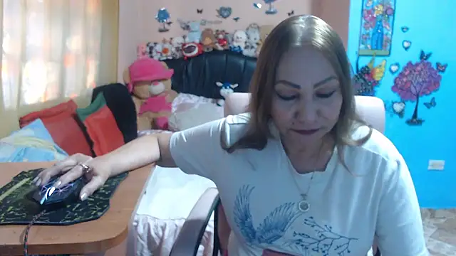 milfeddy  online show from January 9, 9:05 pm