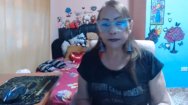milfeddy  online show from June 4, 9:21 pm