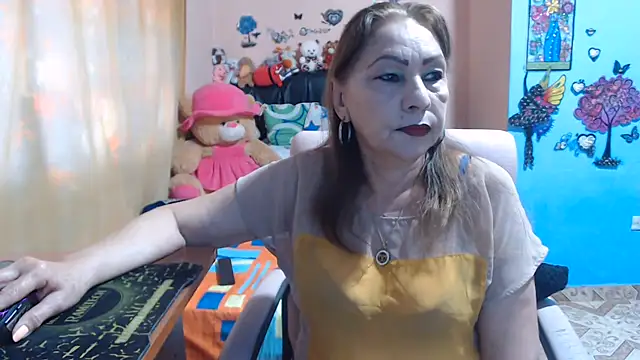 milfeddy  online show from June 15, 7:49 pm