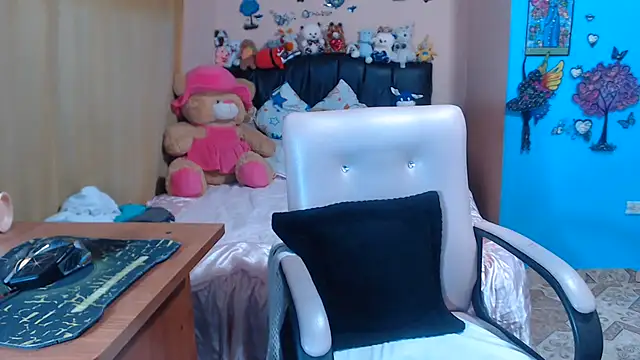 milfeddy  online show from July 23, 11:57 pm