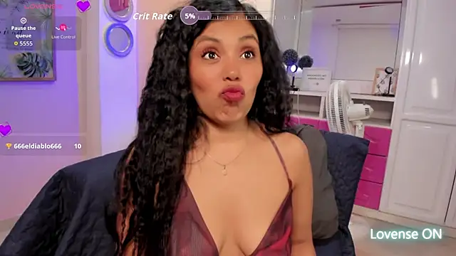 Snapshot of miss-katty chatting on July 25, 1:41 pm miss-katty online show from July 25, 1:41 pm