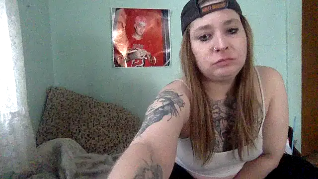 Snapshot of alexabunni chatting on December 3, 2:37 pm alexabunni online show from December 3, 2:37 pm