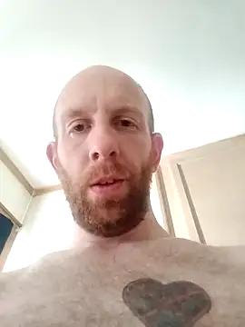Snapshot of TaylorBlaze chatting on February 7, 5:49 pm TaylorBlaze online show from February 7, 5:49 pm