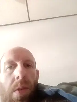 Snapshot of TaylorBlaze chatting on February 8, 6:22 pm TaylorBlaze online show from February 8, 6:22 pm
