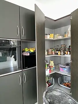 MileySummer online show from March 18, 9:23 am