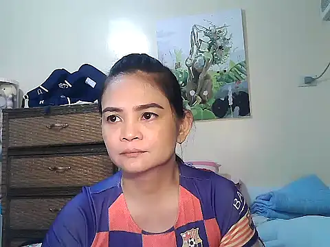 Snapshot of Kisses-13 chatting on July 9, 2:54 pm Kisses-13 online show from July 9, 2:54 pm