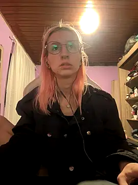 Snapshot of bunnydark00 chatting on October 6, 9:56 pm bunnydark00 online show from October 6, 9:56 pm