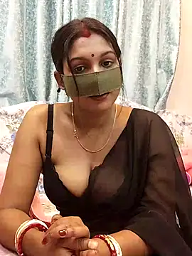 Snapshot of Queen_Dolly chatting on March 18, 6:04 pm Queen Dolly online show from March 18, 6:04 pm