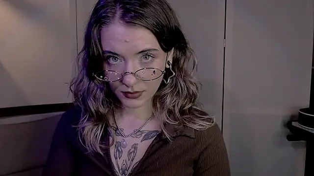 Snapshot of risha_laas chatting on December 5, 4:01 pm risha laas online show from December 5, 4:01 pm