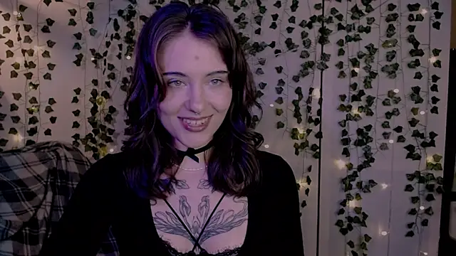 Snapshot of risha_laas chatting on September 25, 8:12 pm risha laas online show from September 25, 8:12 pm