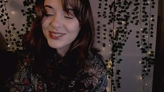 Snapshot of risha_laas chatting on November 12, 7:57 pm risha laas online show from November 12, 7:57 pm