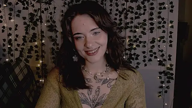 Snapshot of risha_laas chatting on November 15, 8:16 pm risha laas online show from November 15, 8:16 pm