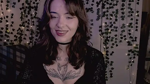 Snapshot of risha_laas chatting on November 19, 8:09 pm risha laas online show from November 19, 8:09 pm