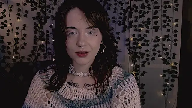 Snapshot of risha_laas chatting on November 20, 8:08 pm risha laas online show from November 20, 8:08 pm