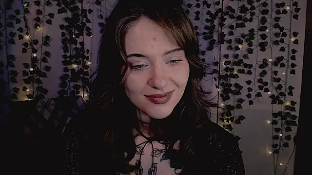 Snapshot of risha_laas chatting on November 22, 8:08 pm risha laas online show from November 22, 8:08 pm