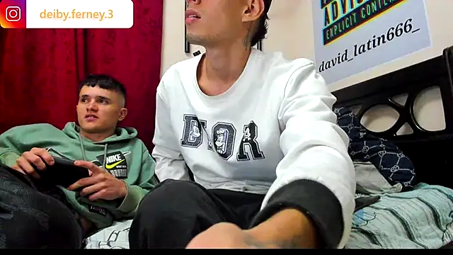 Snapshot of davidlatin66 chatting on January 25, 3:51 am davidlatin66 online show from January 25, 3:51 am