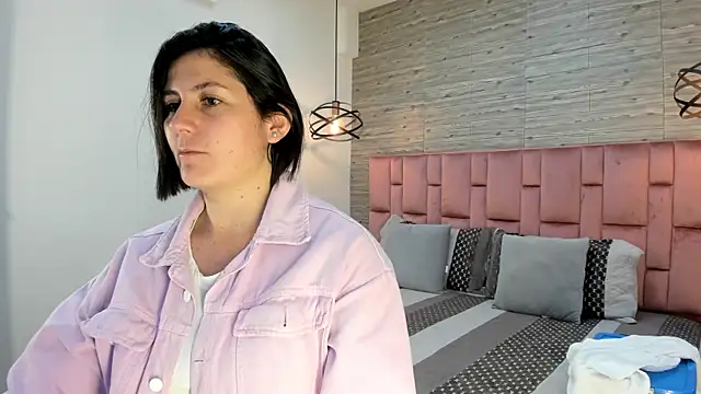 SarahDeyvis online show from February 22, 1:46 pm