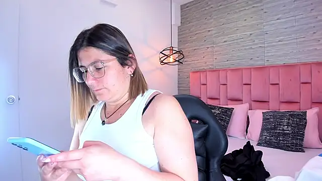 SarahDeyvis online show from September 13, 2:17 pm