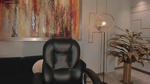 EveBensonX online show from July 24, 8:18 pm