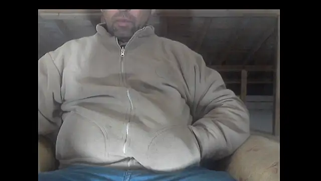 masculine bear daddy online show from January 8, 5:37 pm