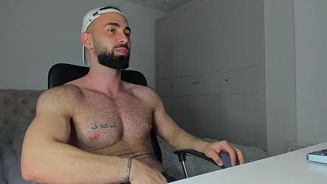 MichaelMasterss online show from February 14, 8:38 pm