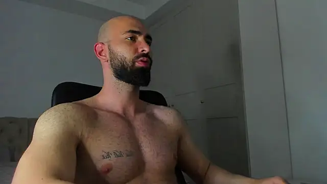 MichaelMasterss online show from April 30, 10:03 pm