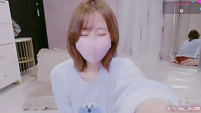 Snapshot of Yuu__k chatting on November 25, 3:56 pm Yuu k online show from November 25, 3:56 pm